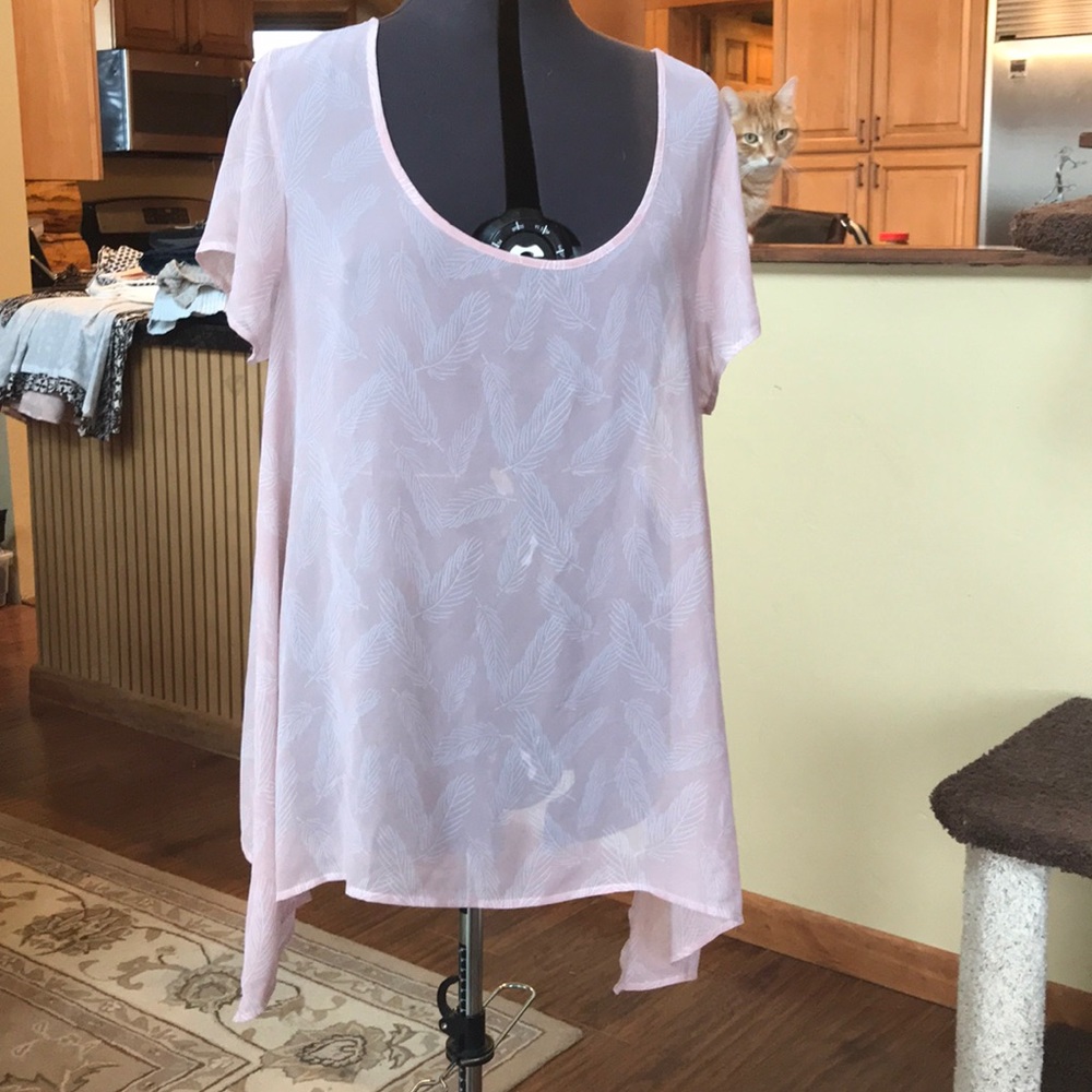 Pink shark bite hem blouse